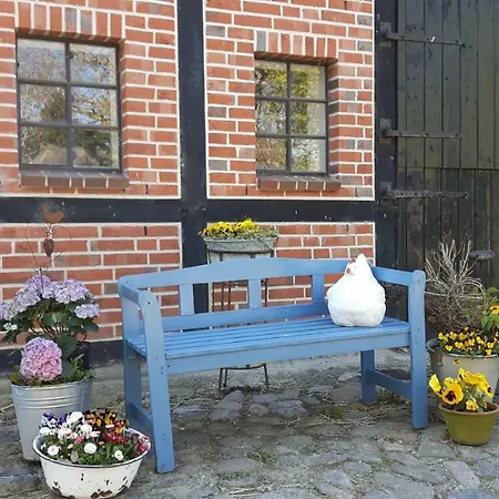 Apartament Ferienwohnung-rosenrot-auf-dem-ferien-bauernhof-nilson-in-inselmitte Bisdorf