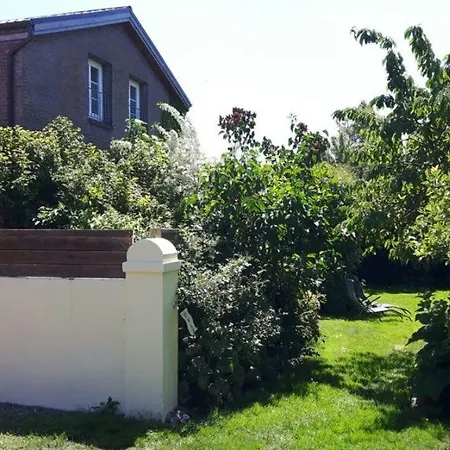 Apartament Ferienwohnung-rosenrot-auf-dem-ferien-bauernhof-nilson-in-inselmitte Bisdorf